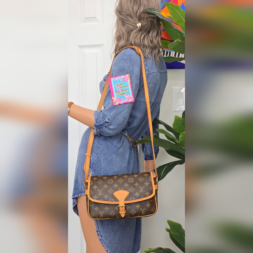 Louis Vuitton Sologne